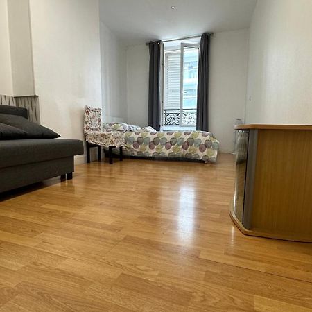 New Saint Maur-Logement Lovely Flat 32M2 París Exterior foto
